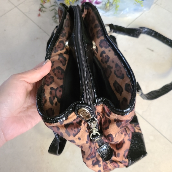 Liz Clairborne leopard print purse - Picture 7 of 16